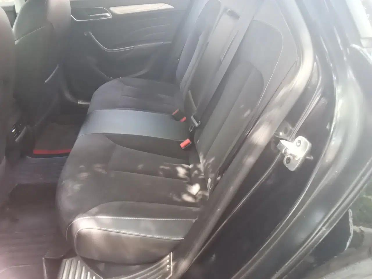 Roewe i6 New Energy 2017 45T Hybrid Connective Smart Luxury Edition — миниатюра 17