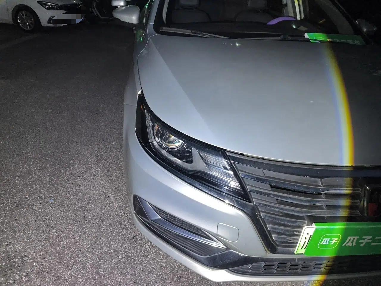 Roewe i6 New Energy 2019 PLUS 50T Internet Glory Flagship Edition — миниатюра 7