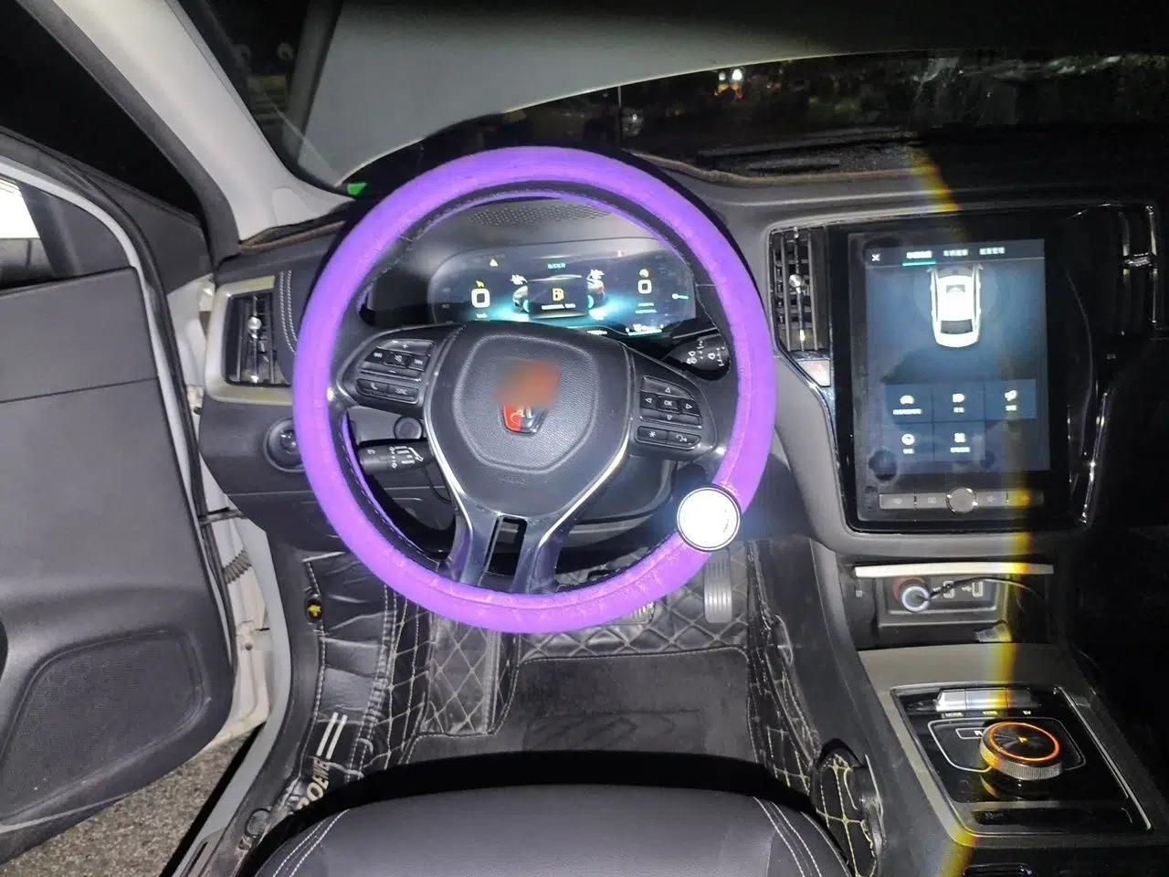 Roewe i6 New Energy 2019 PLUS 50T Internet Glory Flagship Edition — миниатюра 10