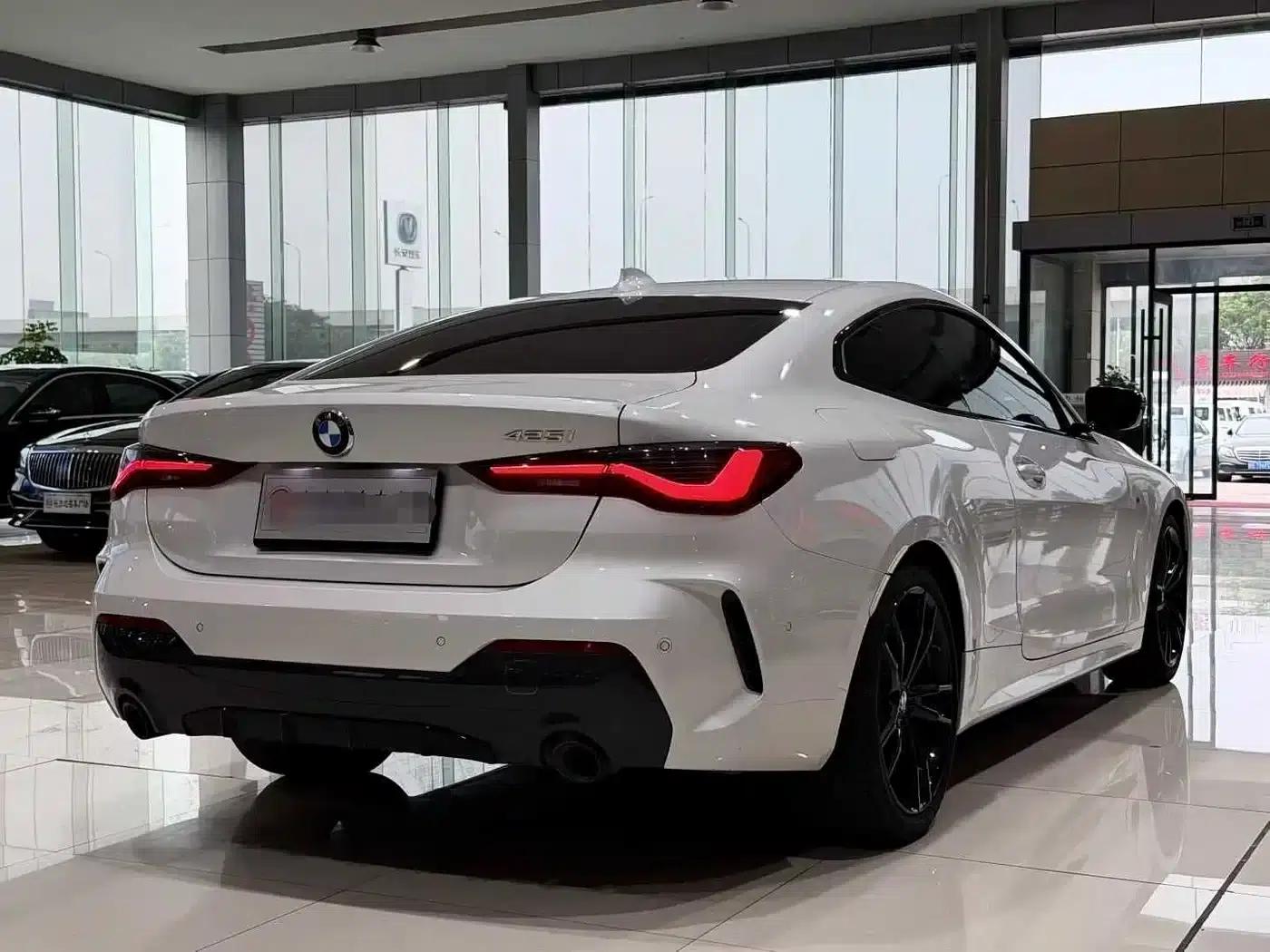 2021 BMW 4 Series 425i M Sport Shadow Edition — миниатюра 3