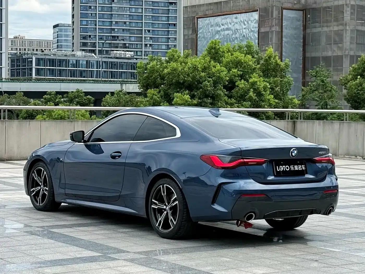 2022 BMW 4 Series 425i M Sport Package — миниатюра 2