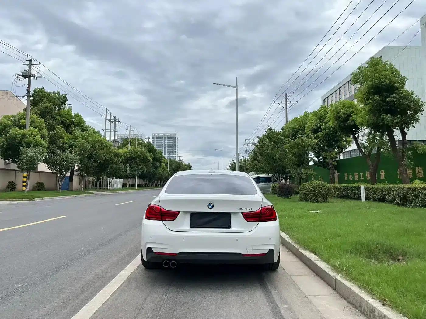 2017 BMW 4 Series 425i Gran Coupe Leading M Sport Package — миниатюра 8