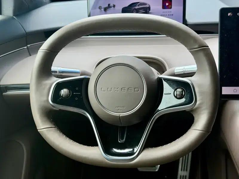 2024 Smart World R7 Pure Electric 100kWh Ultra AWD Version — миниатюра 12
