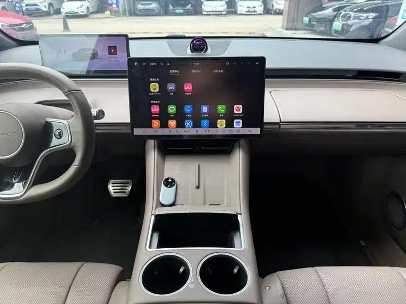 2024 Smart World R7 Pure Electric 100kWh Ultra AWD Version — миниатюра 7