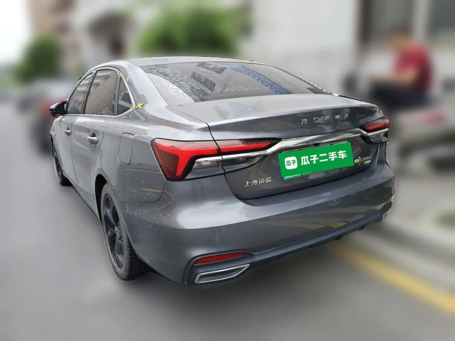 Roewe i6 MAX New Energy 2020 1.5T PHEV Sporty Cool Edition — миниатюра 4