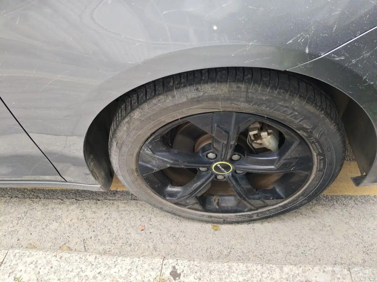 Roewe i6 MAX New Energy 2020 1.5T PHEV Sporty Cool Edition — миниатюра 8