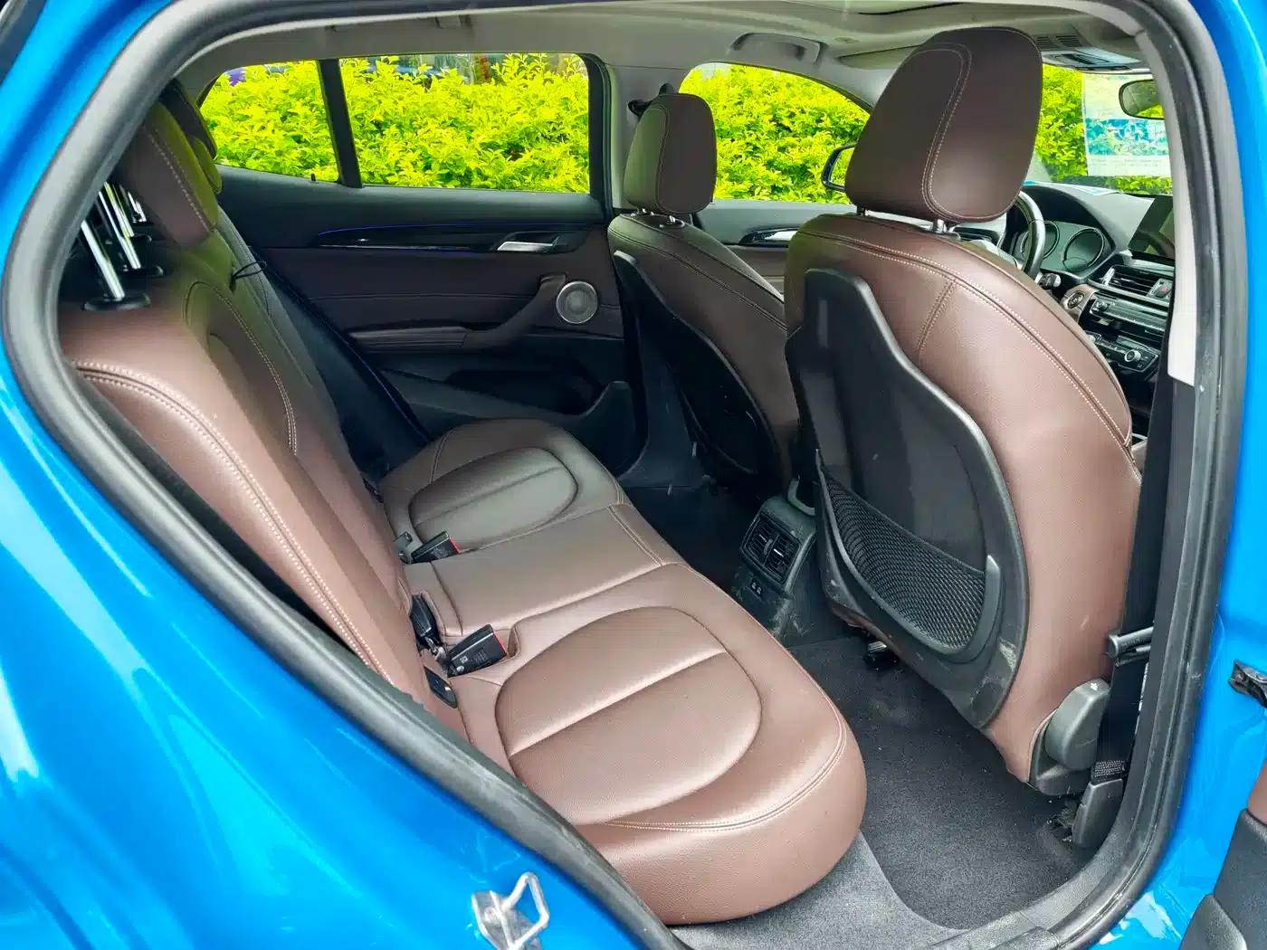 BMW X2 2023 sDrive25i M Sport Shadow Edition — миниатюра 7