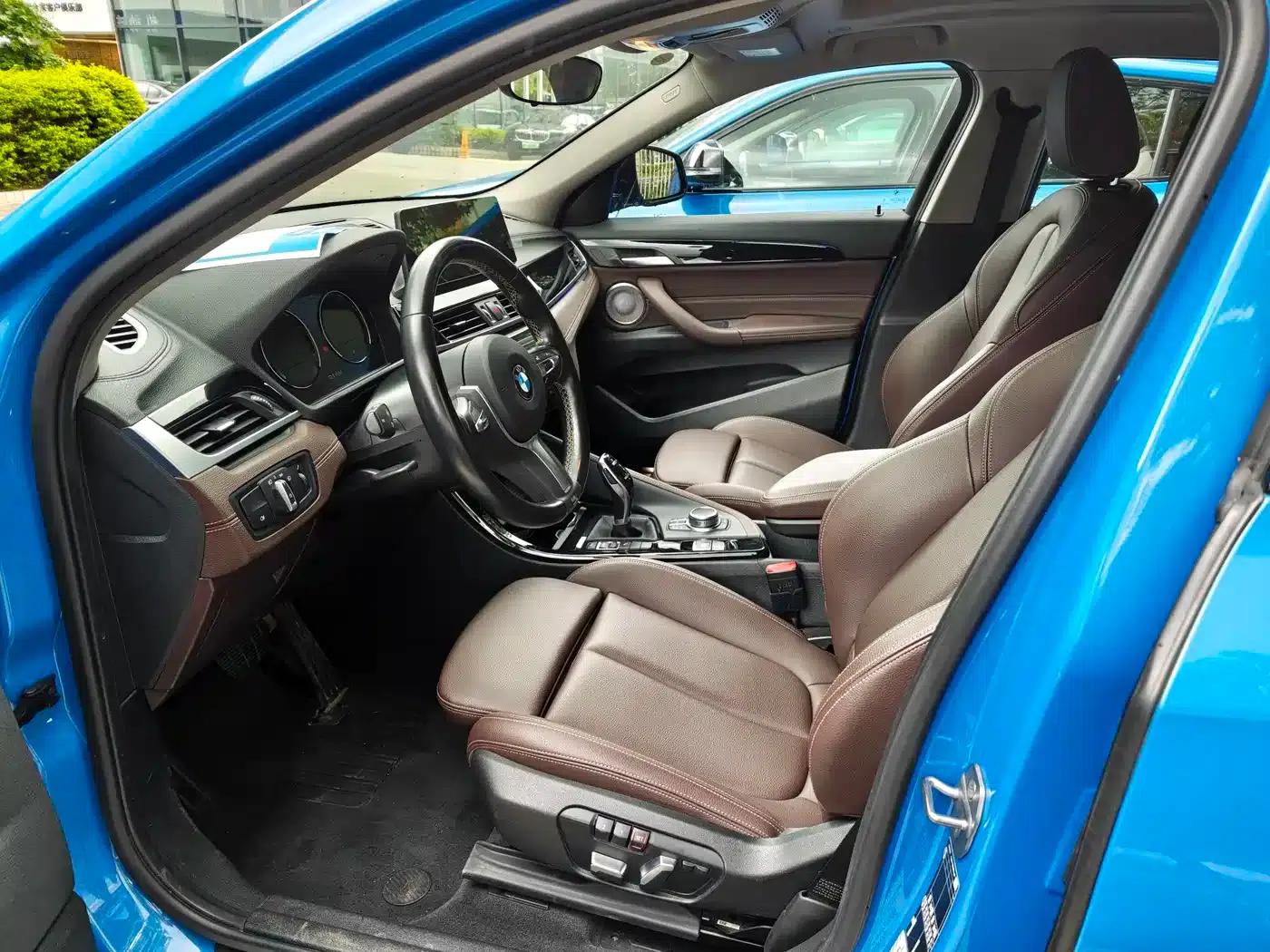 BMW X2 2023 sDrive25i M Sport Shadow Edition — миниатюра 10