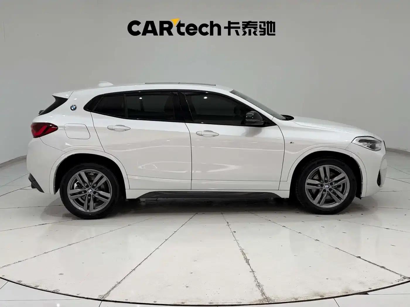 BMW X2 2023 sDrive25i M Sport Shadow Edition — миниатюра 11