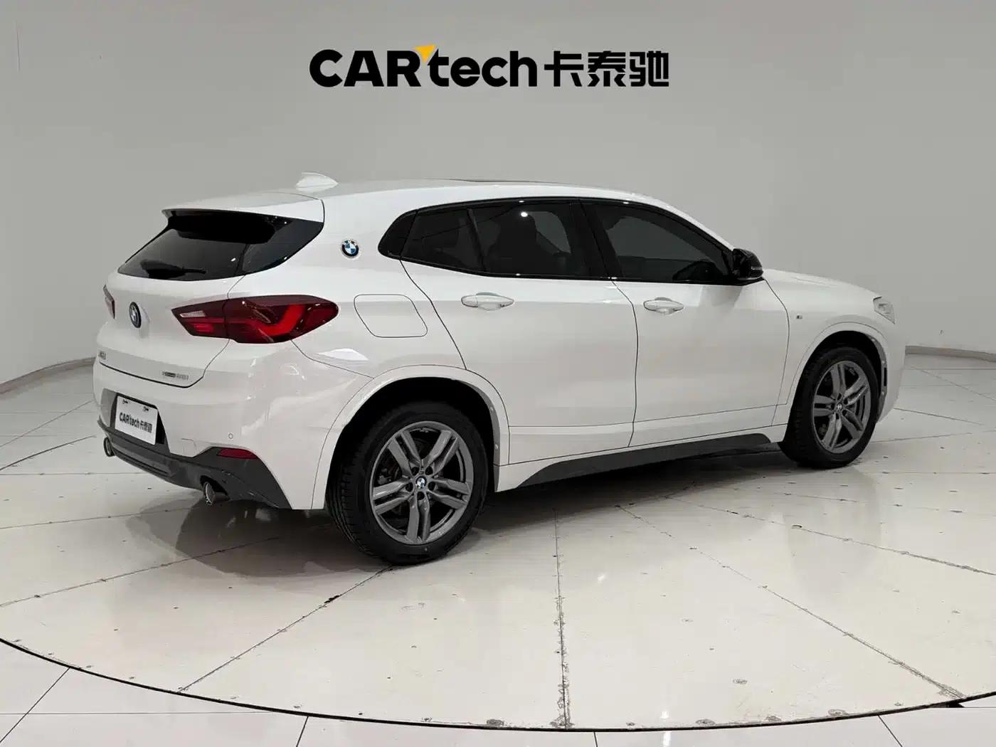 BMW X2 2023 sDrive25i M Sport Shadow Edition — миниатюра 12