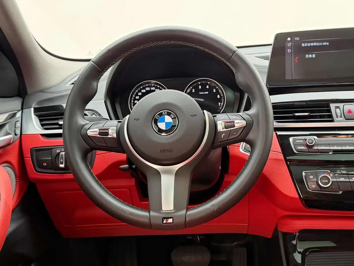BMW X2 2023 sDrive25i M Sport Shadow Edition — миниатюра 26