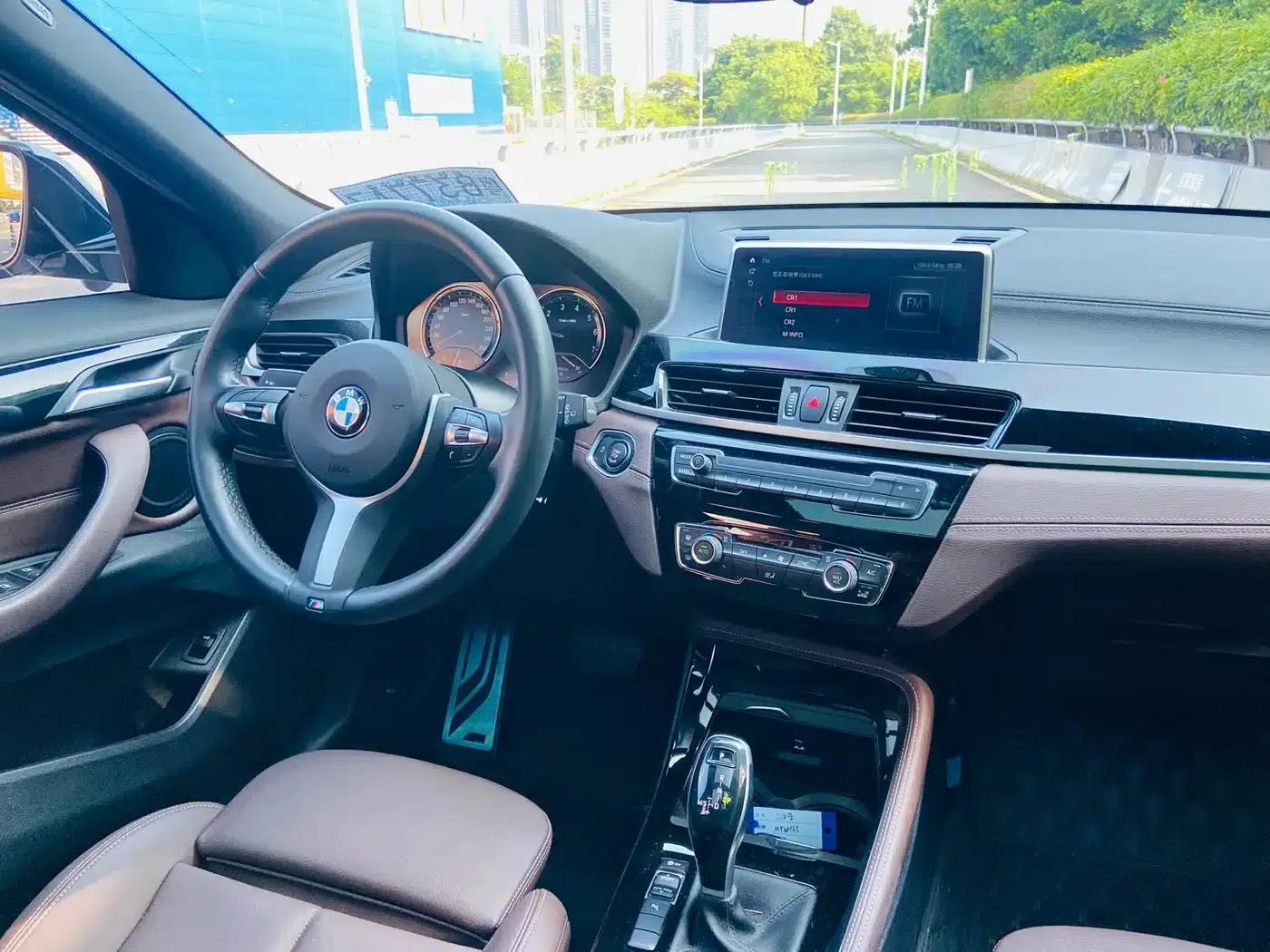 BMW X2 2020 sDrive25i Leading M Sport Package — миниатюра 11