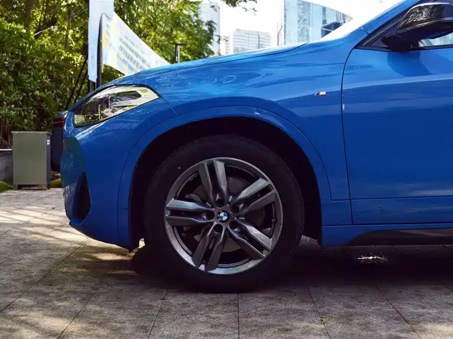 BMW X2 2023 sDrive25i M Sport Shadow Edition — миниатюра 5