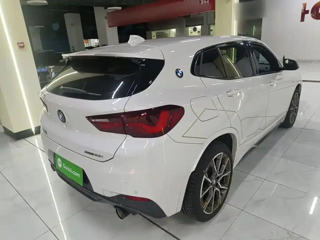 BMW X2 2023 sDrive 25i Shining Edition — миниатюра 7