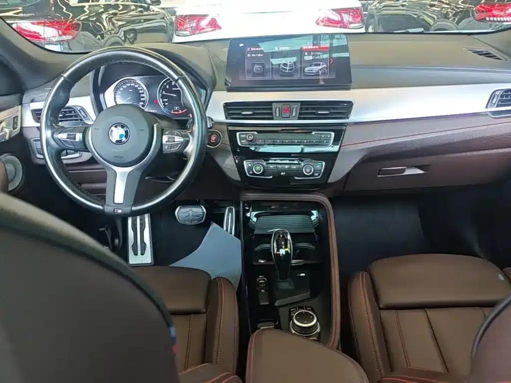BMW X2 2021 Facelift sDrive25i Shadow Edition — миниатюра 10