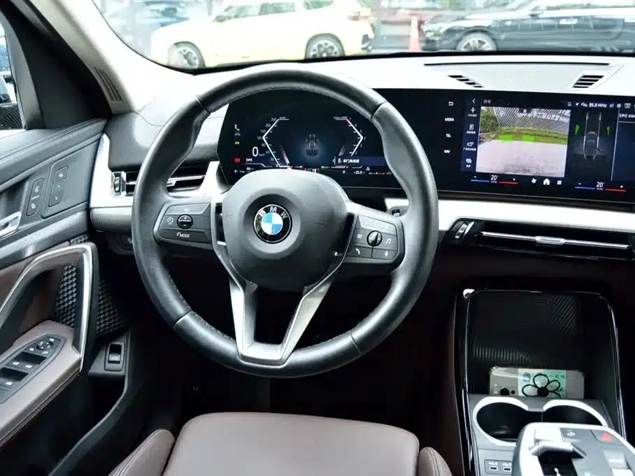 2025 BMW X2 Imported sDrive25i M Sport Package — миниатюра 9