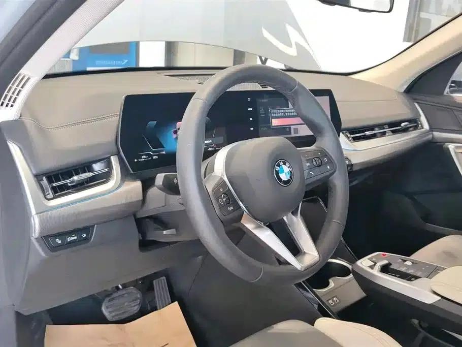 2024 BMW X2 Imported sDrive25i M Sport Package — миниатюра 7