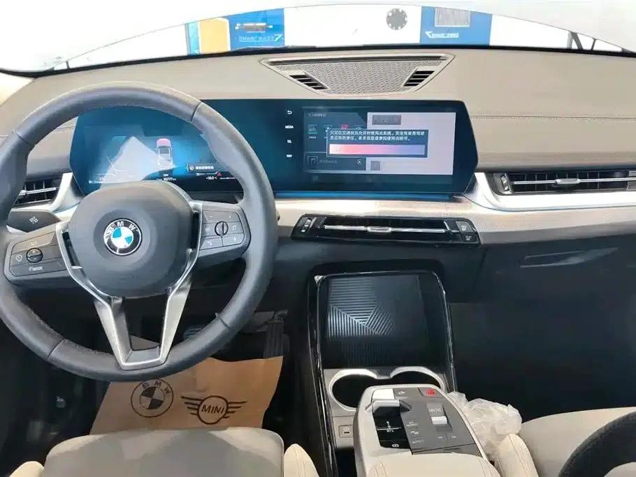 2024 BMW X2 Imported sDrive25i M Sport Package — миниатюра 8