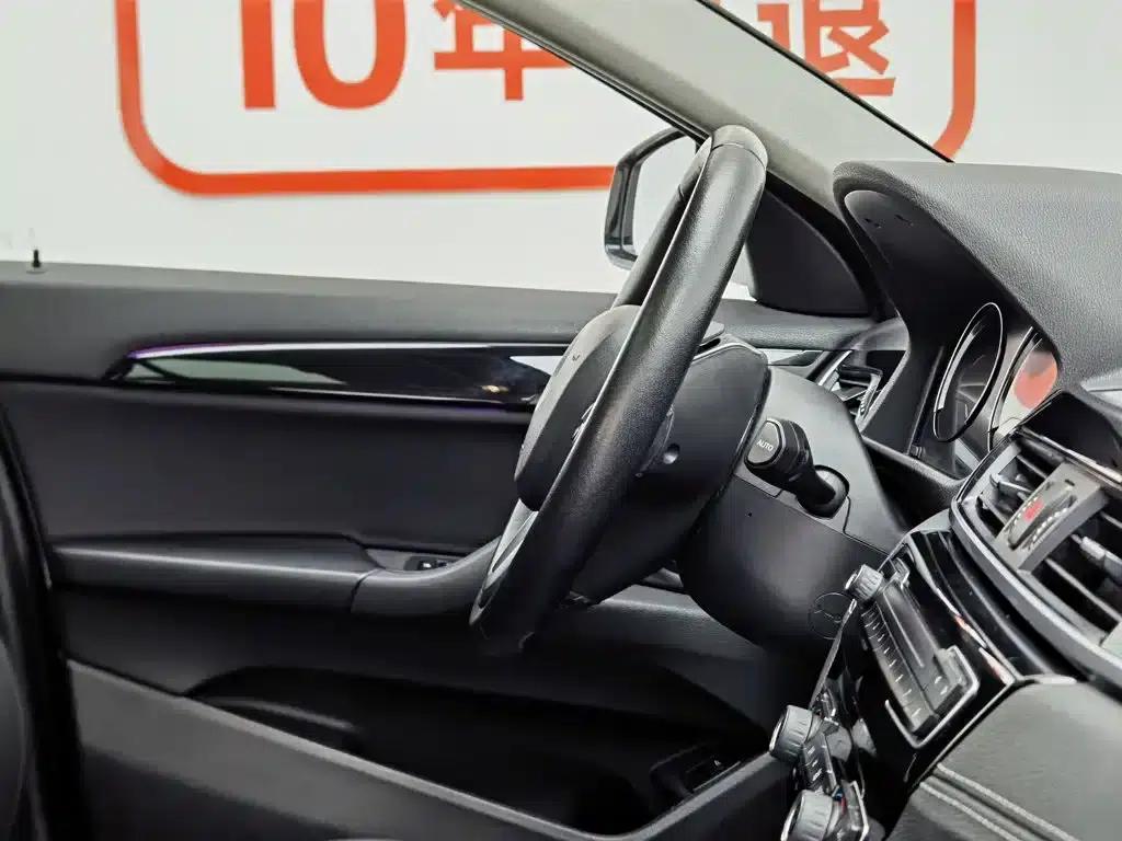 2019 BMW X2 Imported sDrive25i Leading M Sport Package (China VI Emission Standard) — миниатюра 22