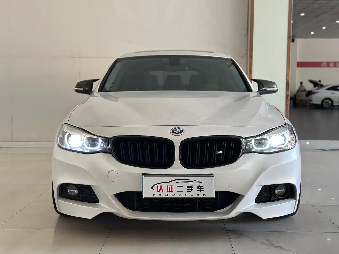 BMW 3 Series GT 2018 320i Fashion Edition — миниатюра 2