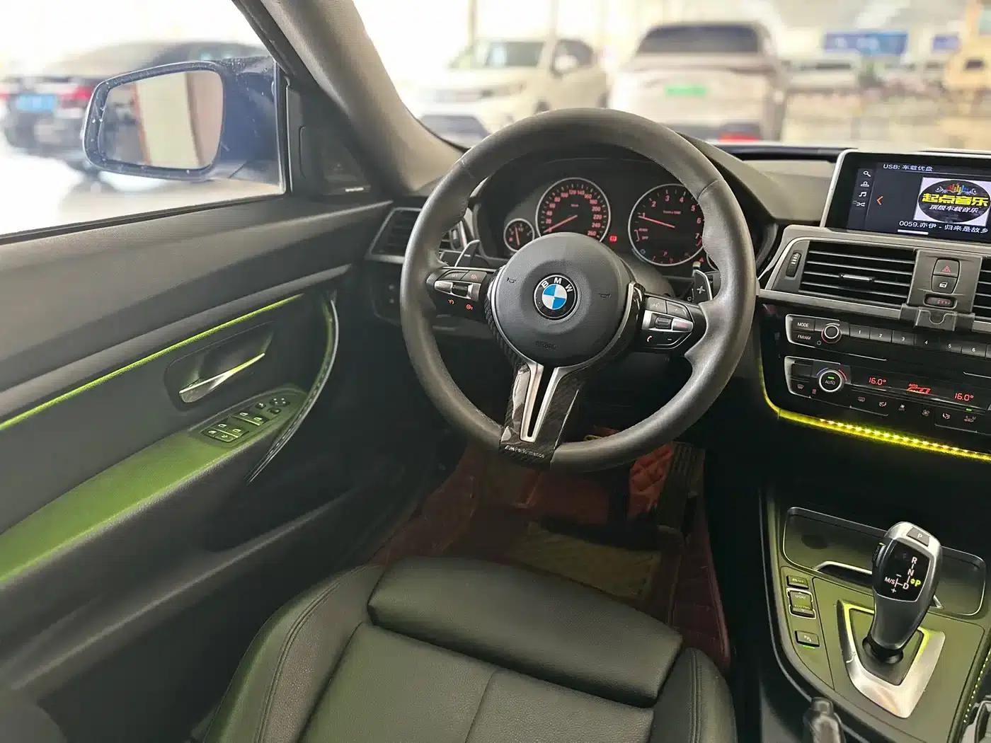 BMW 3 Series GT 2018 320i Fashion Edition — миниатюра 13