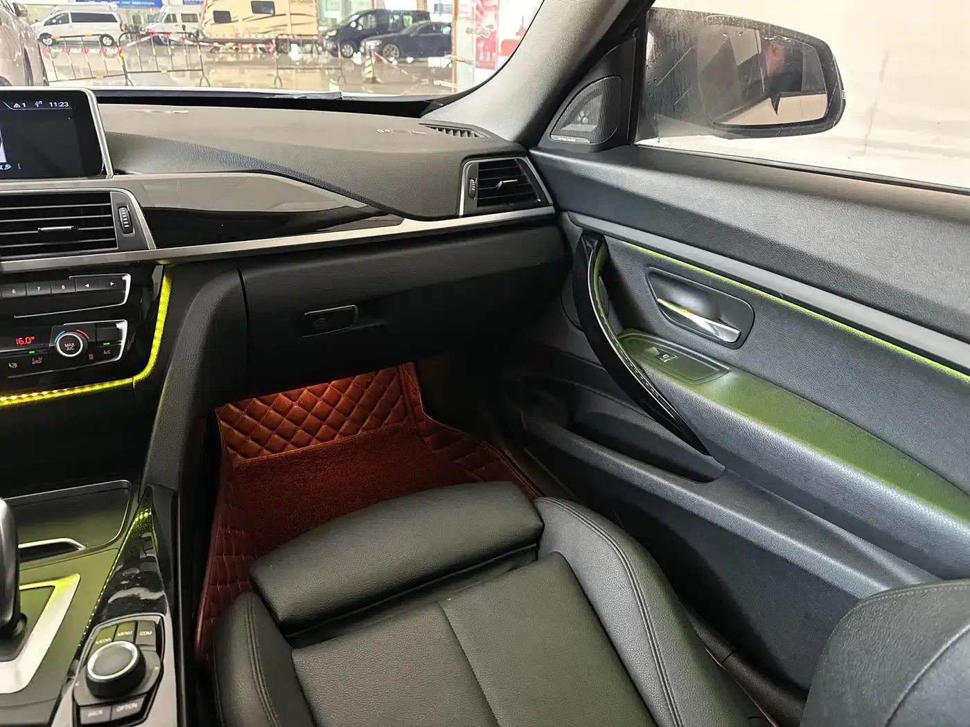 BMW 3 Series GT 2018 320i Fashion Edition — миниатюра 14