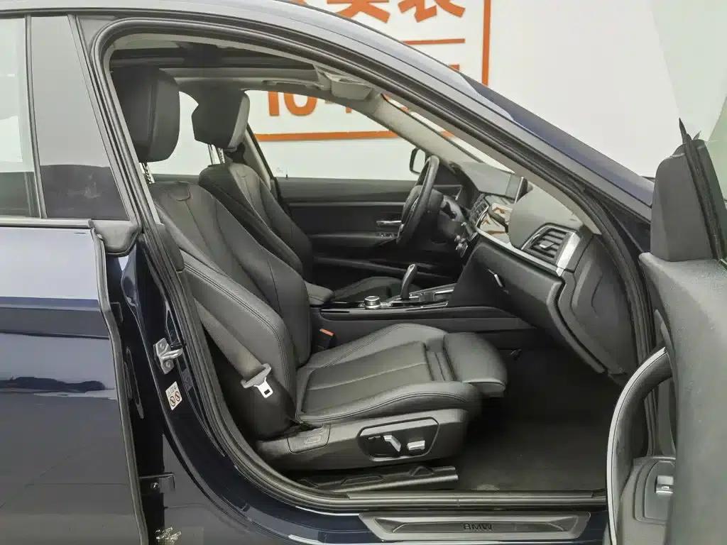 BMW 3 Series GT 2019 320i Fashion Edition — миниатюра 23