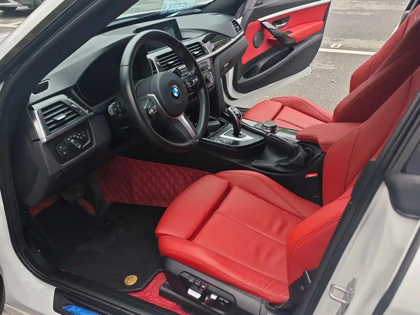 2019 BMW 3 Series GT 330i xDrive M Sport Shadow Edition — миниатюра 9