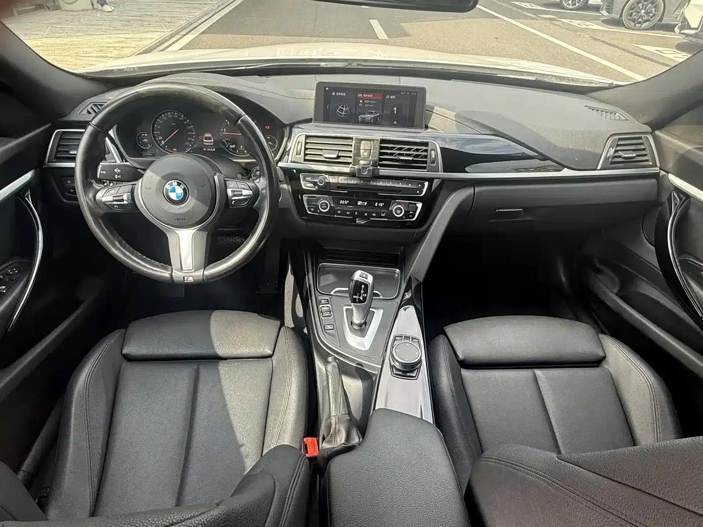2020 BMW 3 Series GT 320i M Sport Package — миниатюра 13