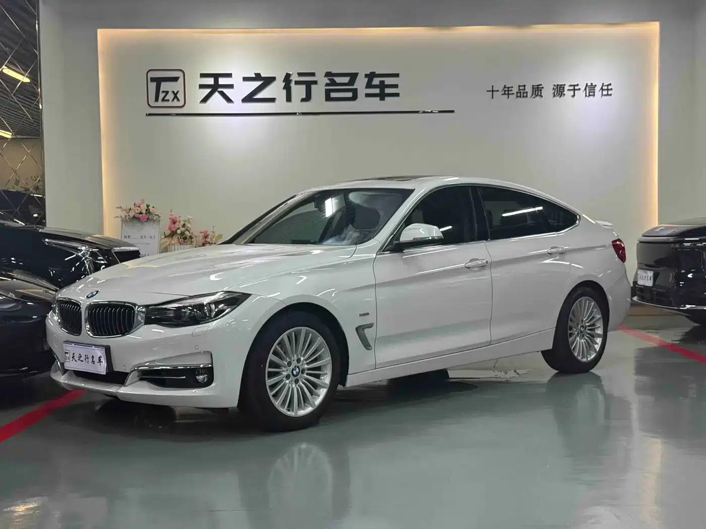 2016 BMW 3 Series GT 320i Design Package — миниатюра 1