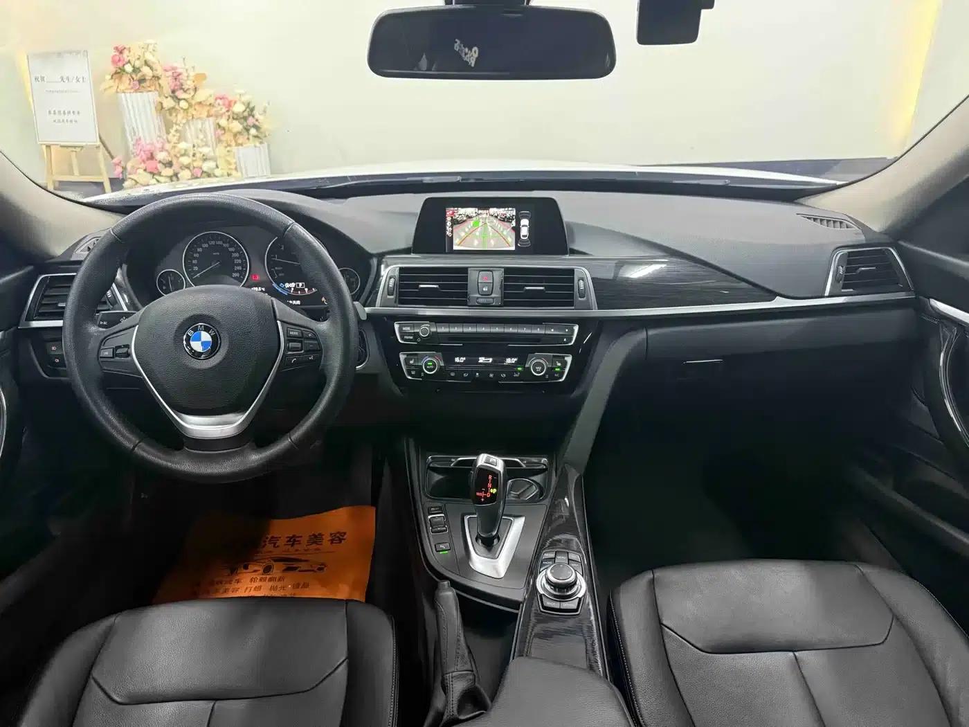 2016 BMW 3 Series GT 320i Design Package — миниатюра 8