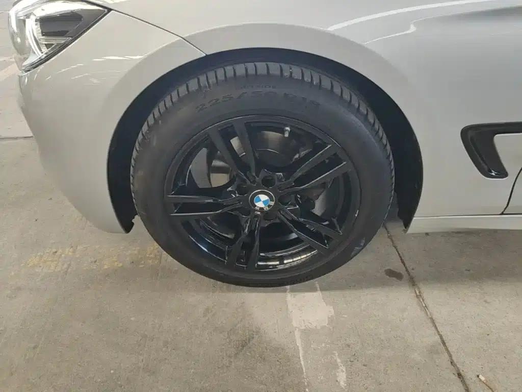 2019 BMW 3 Series GT 320i M Sport Shadow Edition — миниатюра 23