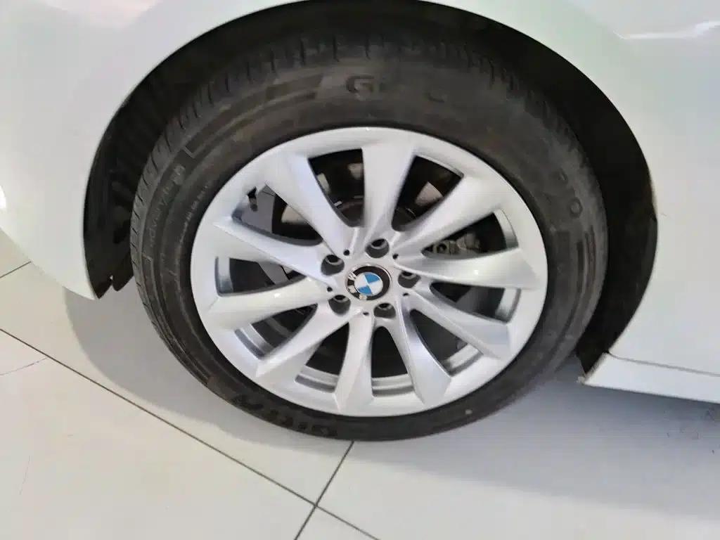 BMW 3 Series GT 2019 320i Fashion Edition — миниатюра 25