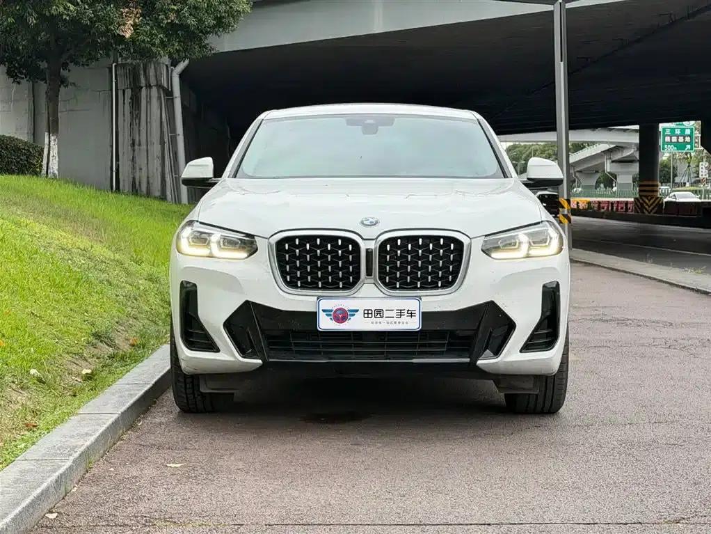 2022 BMW X4 xDrive 25i M Sport Package — миниатюра 2