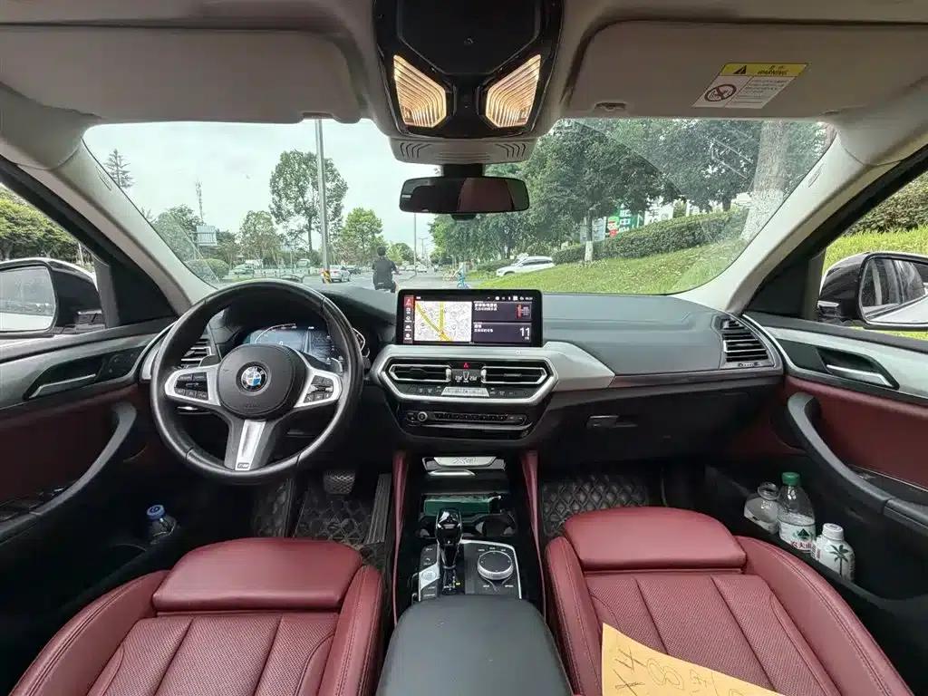 2022 BMW X4 xDrive 25i M Sport Package — миниатюра 11