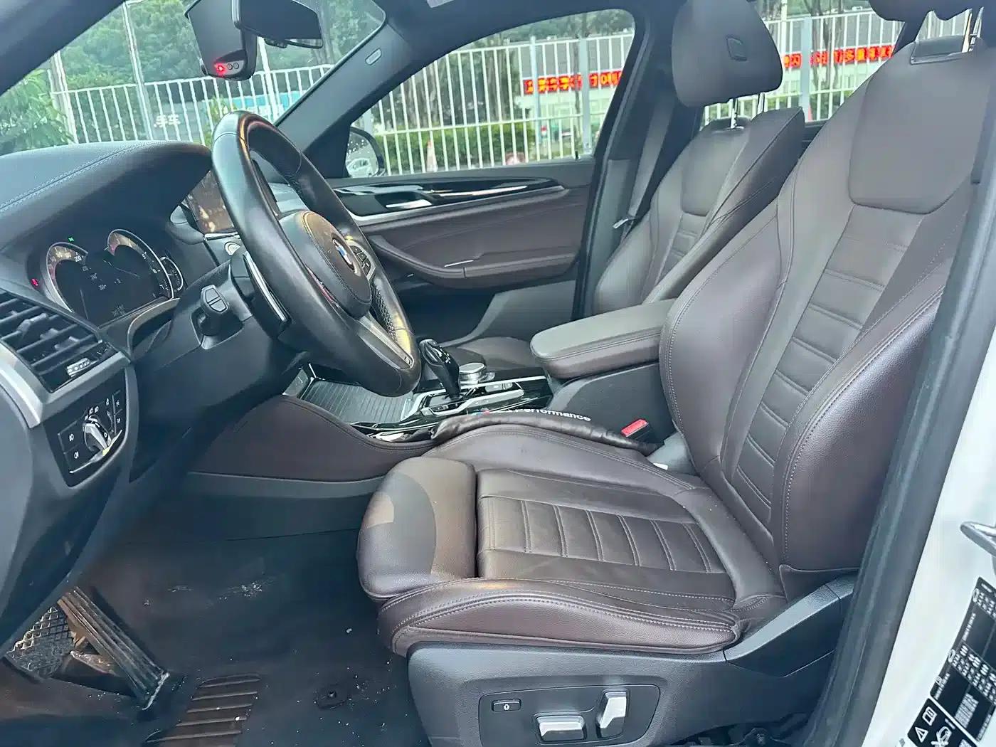 2019 BMW X4 xDrive25i M Sport Package — миниатюра 11