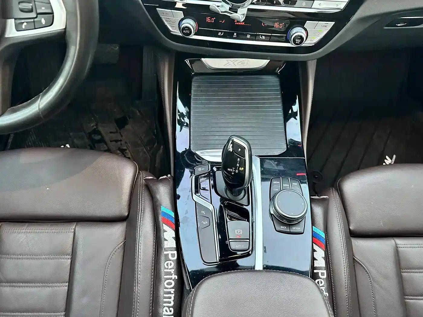 2019 BMW X4 xDrive25i M Sport Package — миниатюра 14