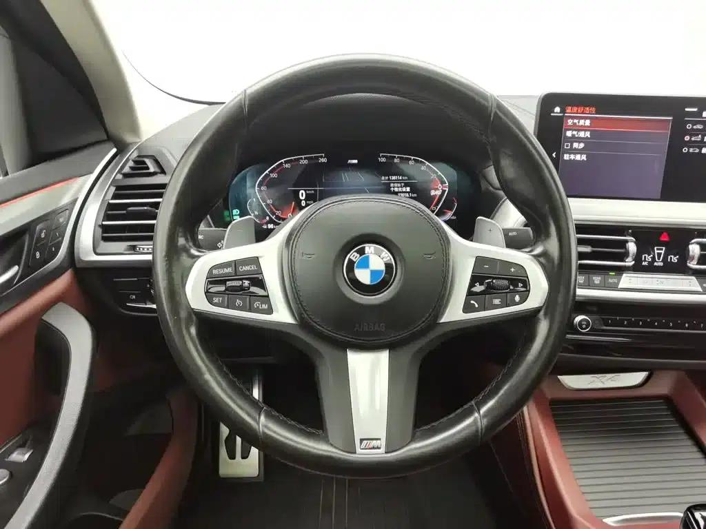 2022 BMW X4 xDrive 25i M Sport Package — миниатюра 11