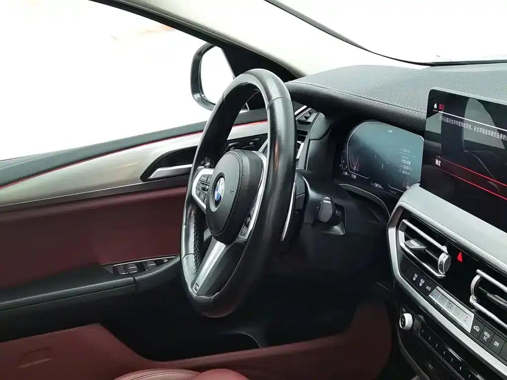 2022 BMW X4 xDrive 25i M Sport Package — миниатюра 22