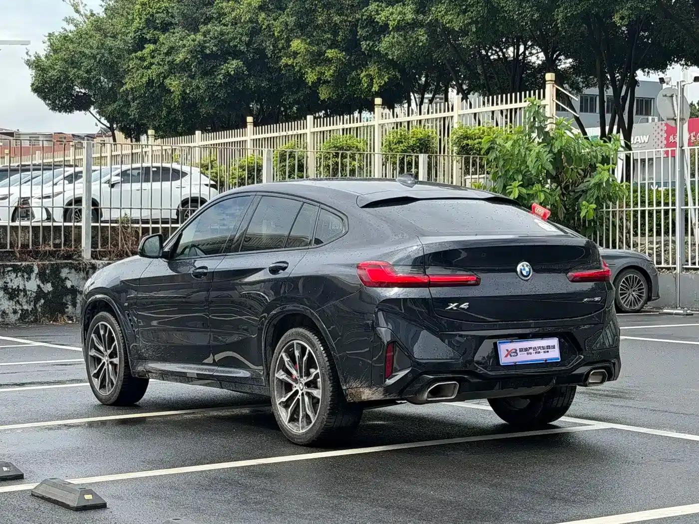 2022 BMW X4 xDrive 30i M Sport Package — миниатюра 6