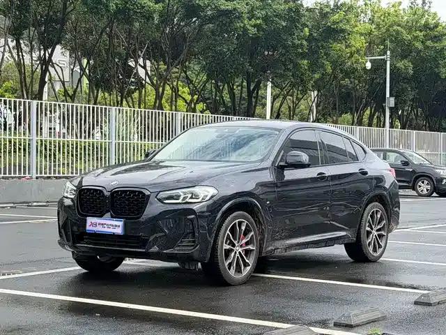 2022 BMW X4 xDrive 30i M Sport Package