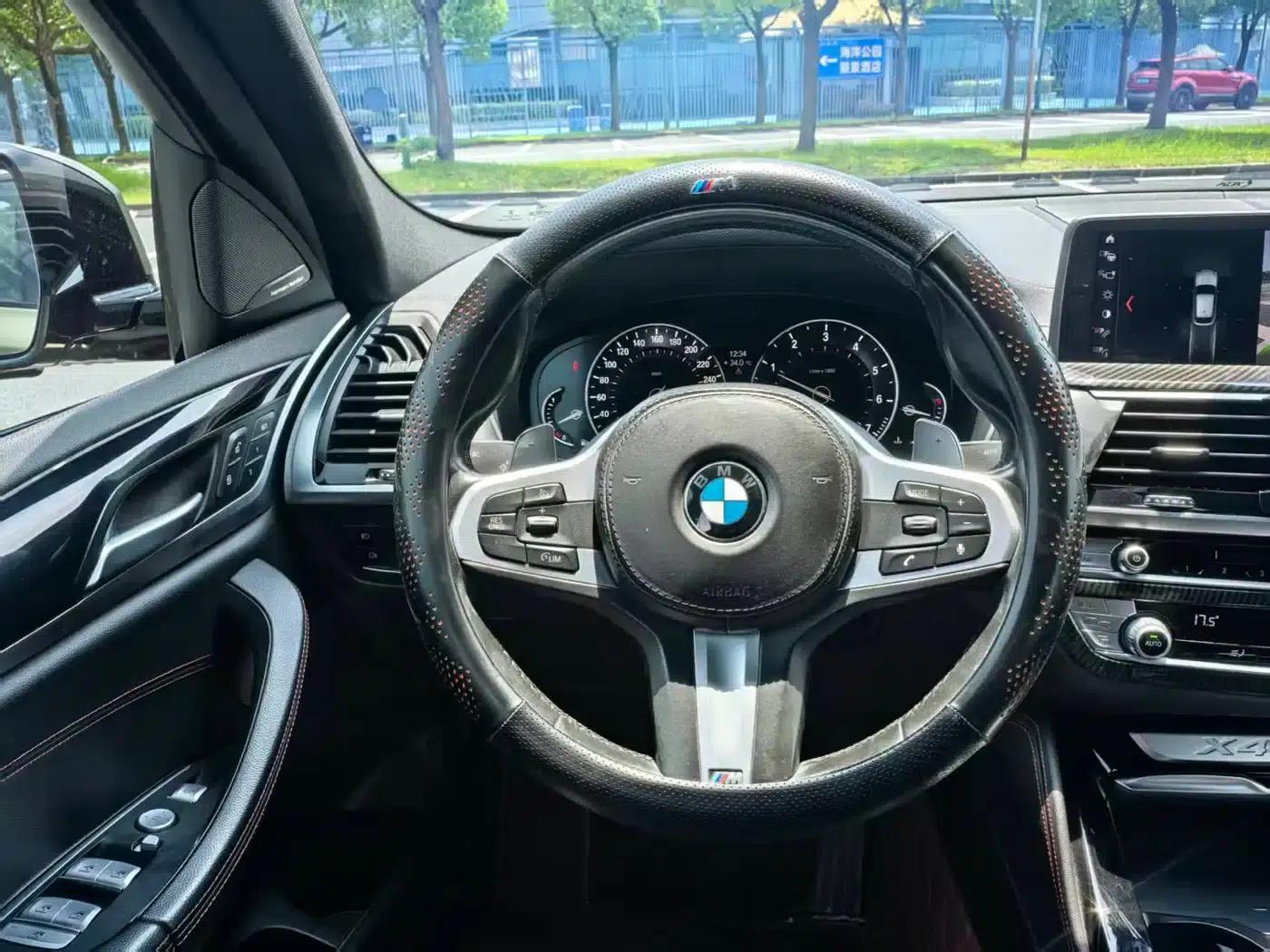 2019 BMW X4 xDrive25i M Sport Package — миниатюра 9