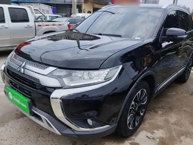 Mitsubishi Outlander 2019 2.0L Two-Wheel Drive Comfort Edition 7-Seater China VI Standard