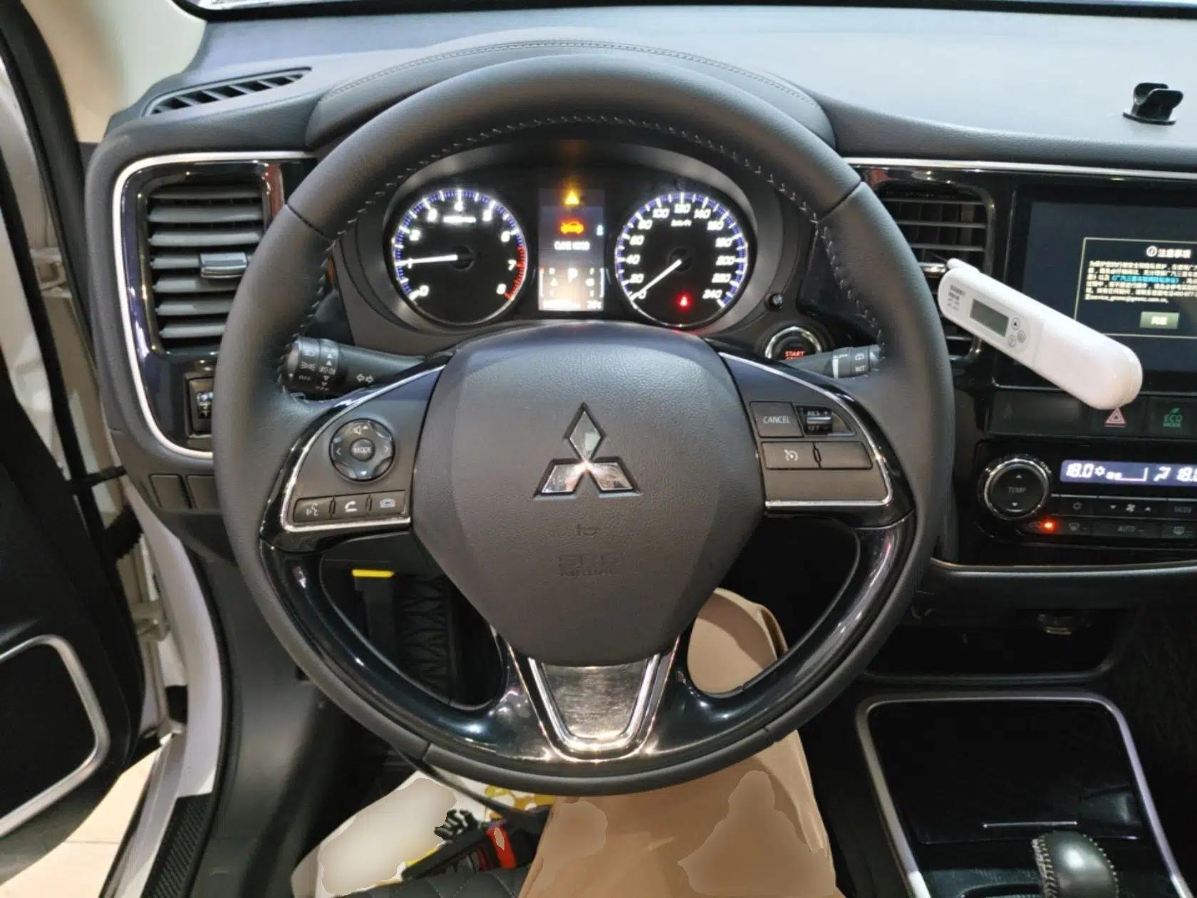 Mitsubishi Outlander 2020 2.0L Two-Wheel Drive Enjoyment Version 5 Seats — миниатюра 13