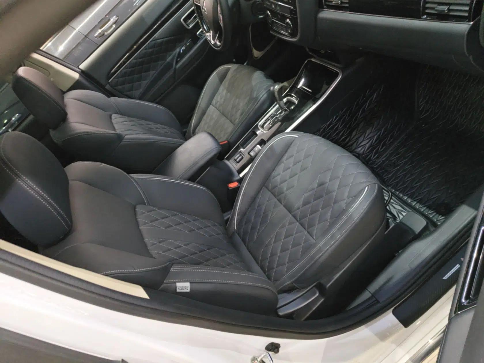 Mitsubishi Outlander 2020 2.0L Two-Wheel Drive Enjoyment Version 5 Seats — миниатюра 19