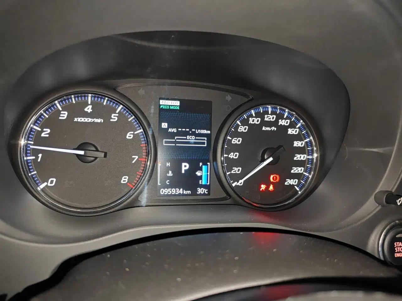 Mitsubishi Outlander 2016 2.4L 4x4 Elite Edition 5 Seats — миниатюра 11