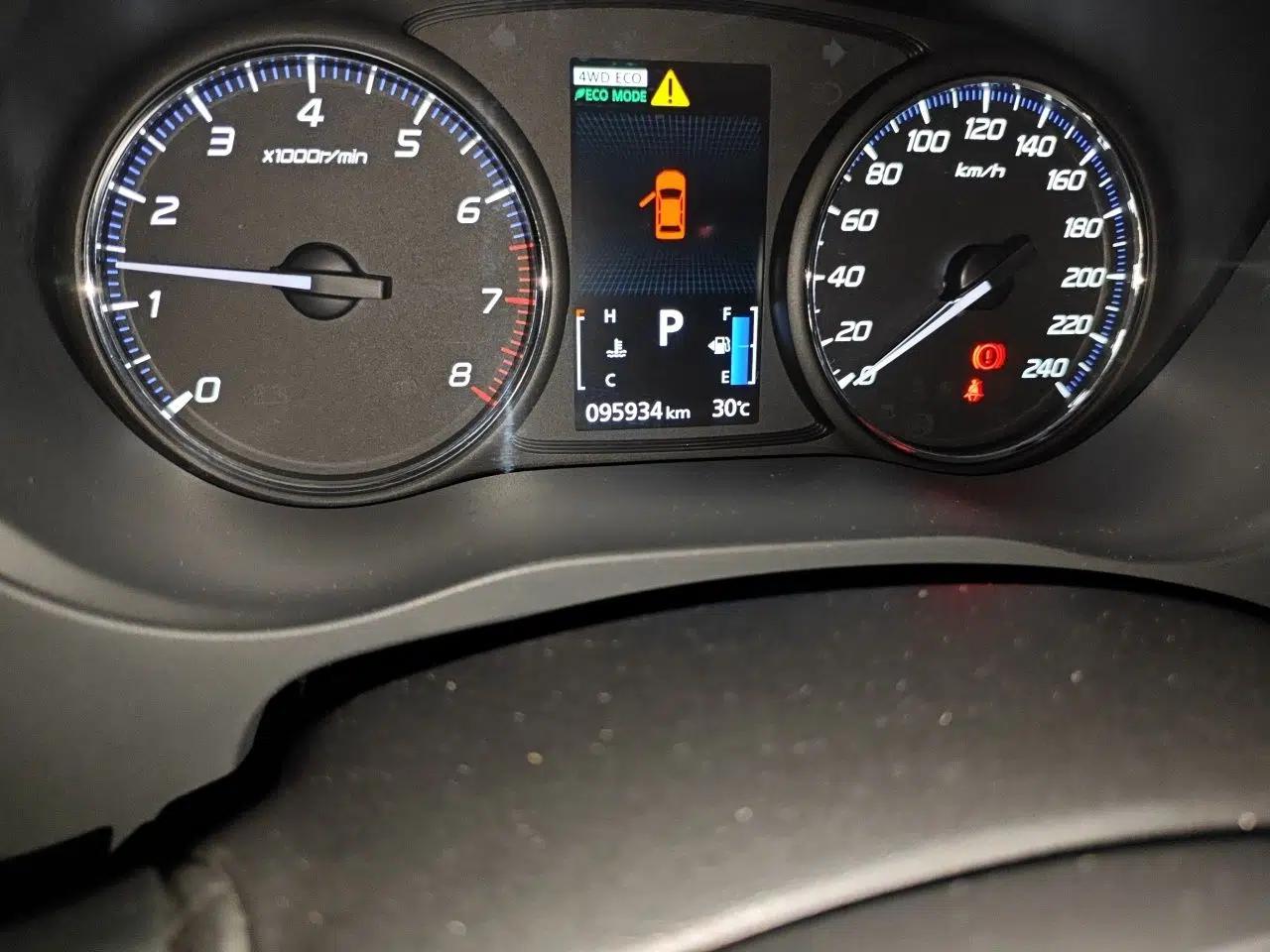 Mitsubishi Outlander 2016 2.4L 4x4 Elite Edition 5 Seats — миниатюра 12