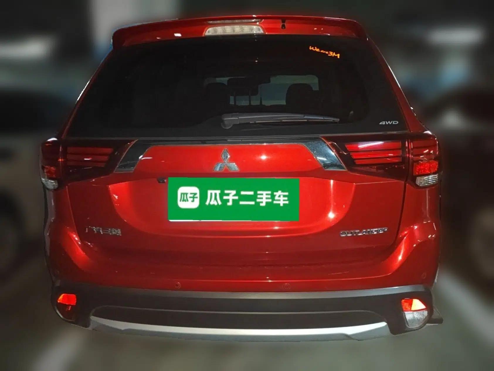 Mitsubishi Outlander 2016 2.4L 4x4 Elite Edition 5 Seats — миниатюра 5