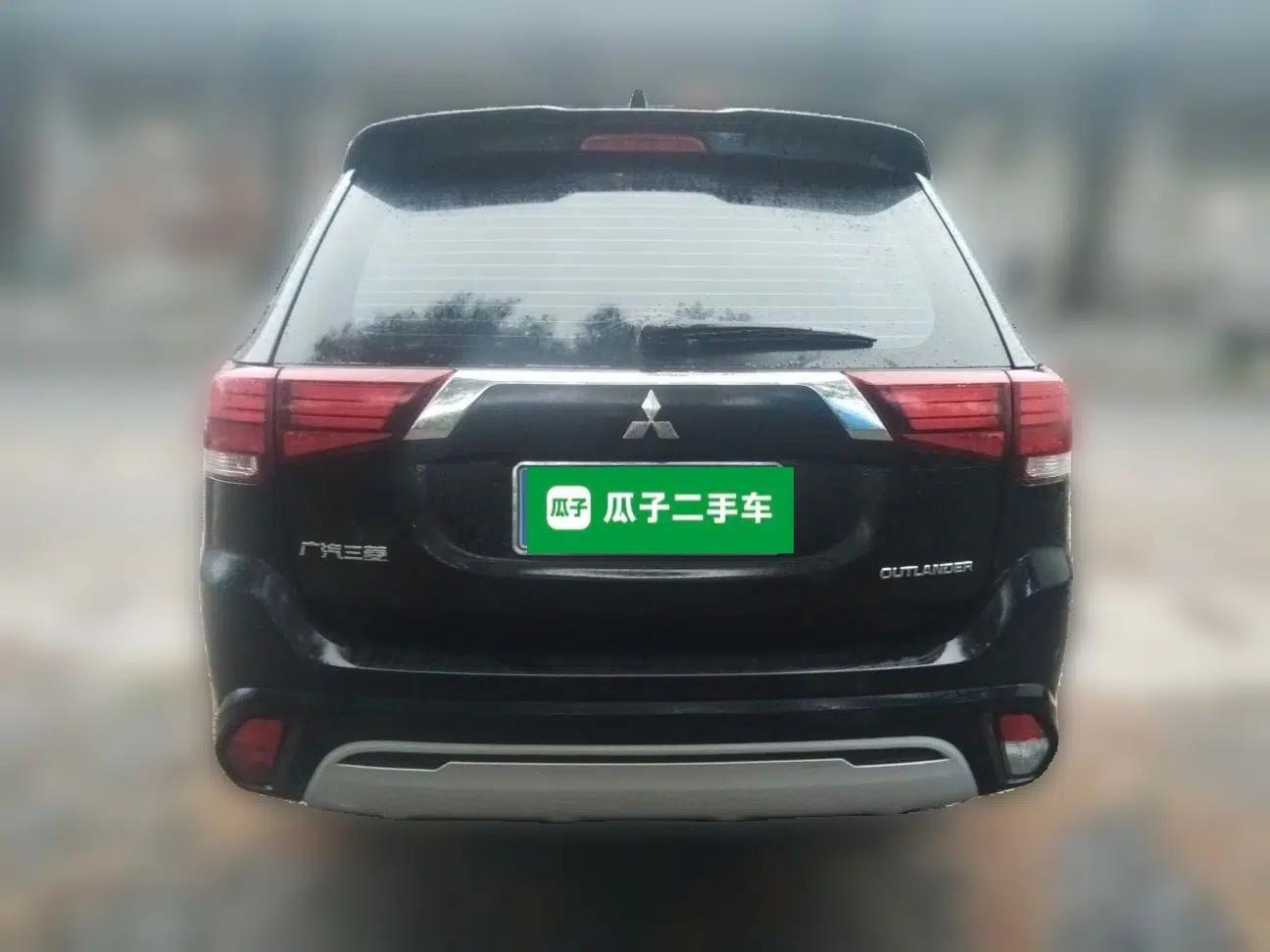 Mitsubishi Outlander 2021 2.0L Two-Wheel Drive Comfort Edition 5 Seats — миниатюра 5