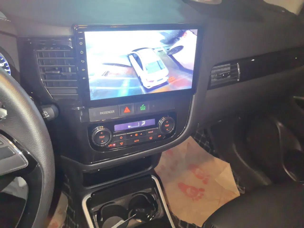 Mitsubishi Outlander 2019 2.4L 4x4 Zhi Xiang Edition 5 Seats China VI Standard — миниатюра 13